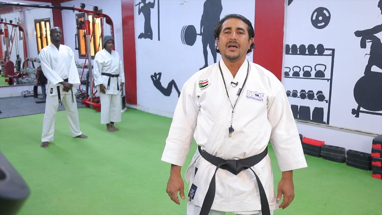 مهارة الدفاع من اعلى الي اسفل